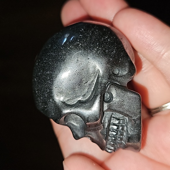 2 inch hematite skull - Picture 3 of 5